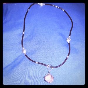 selling a beautiful a black necklace